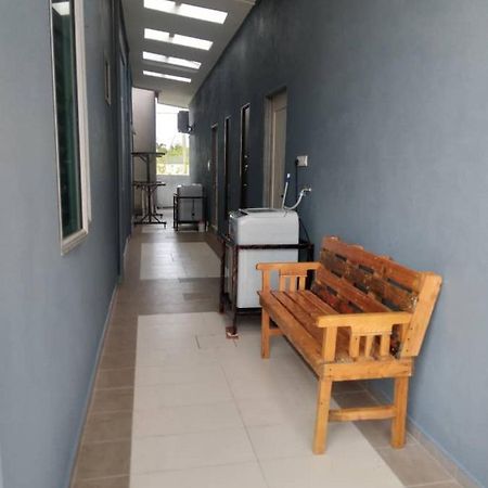 Yasmeen Studio Roomstay Kijal - Room 1 - For Two Person Islam Guest Only Exterior photo
